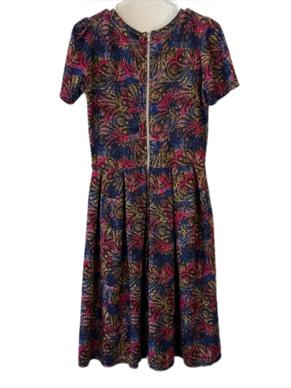 LULAROE AMELIA FLORAL DRESS, MEDIUM